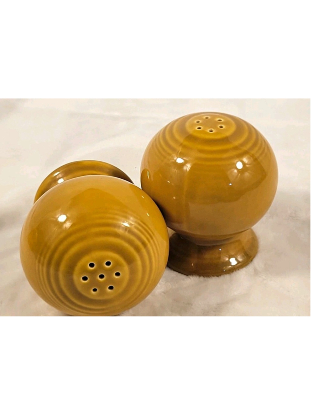 Fiesta Ironstone antique gold Salt & Pepper Shaker bulb shakers Homer Laughlin